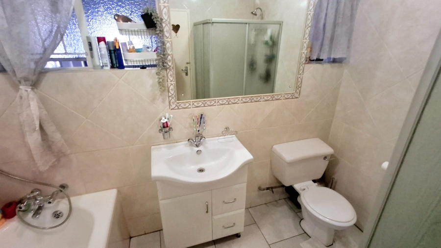 4 Bedroom Property for Sale in Sasolburg Ext 3 Free State